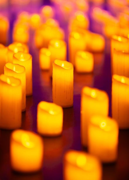 Мировые хиты классики в сиянии тысячи свечей