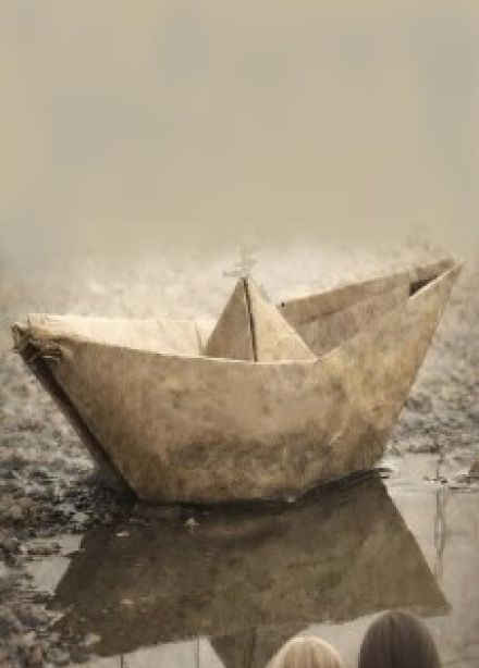 Бумажный кораблик