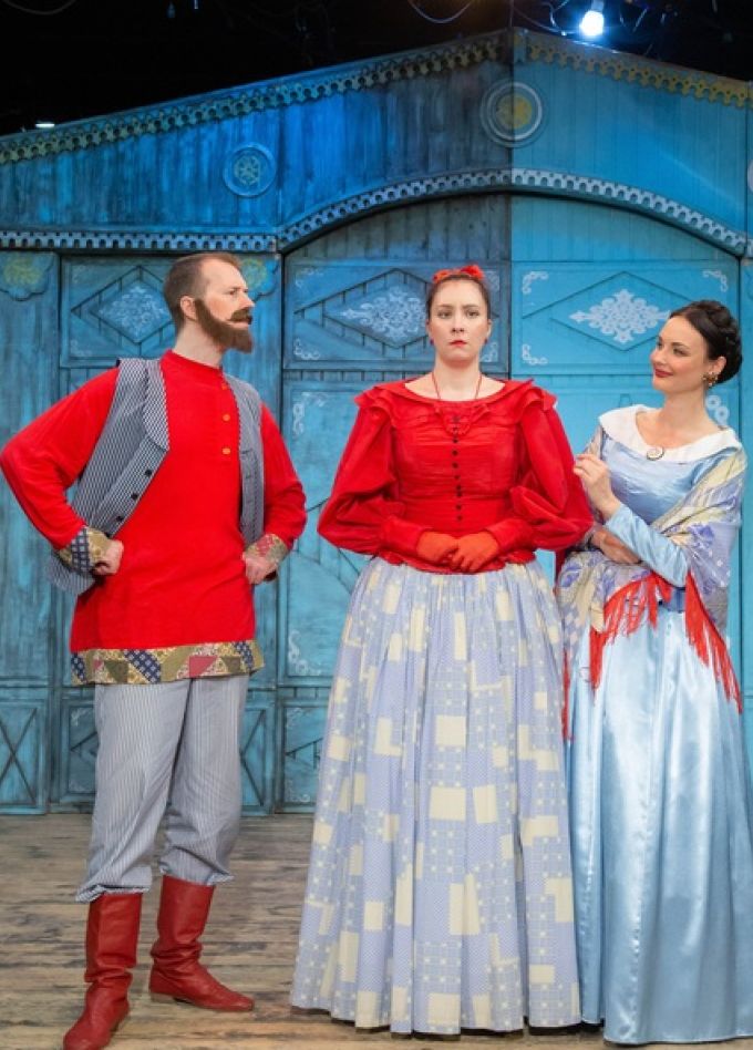 Не сошлись характерами!